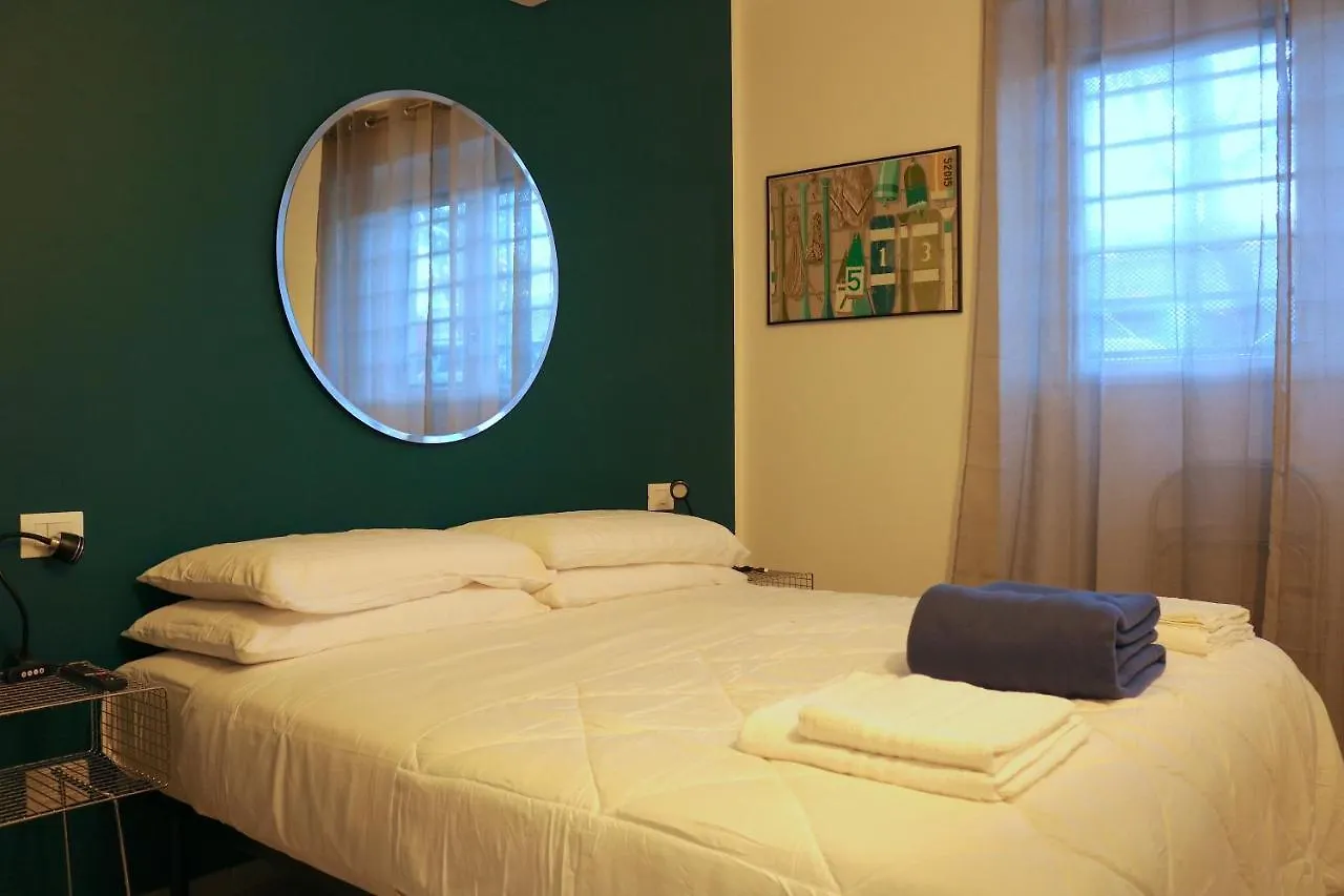 Apartment Central Station Milano Room - 1
